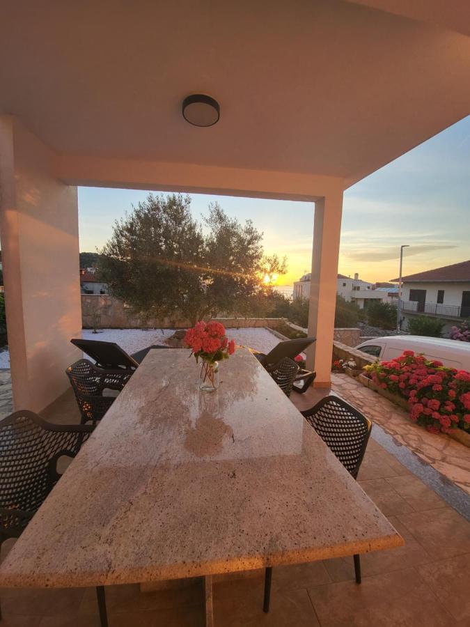 Villa Tea Ражань Экстерьер фото