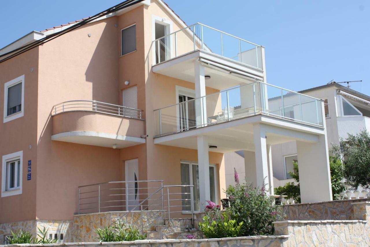 Villa Tea Ражань Экстерьер фото